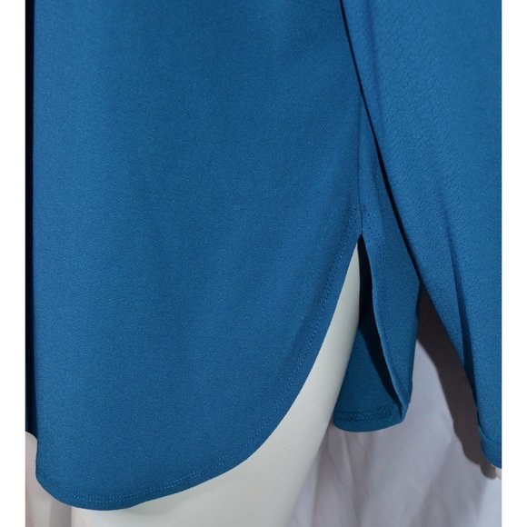 Susan Graver Liquid Knit Blue Button Front Long Sleeve Shirt Ornate Buttons  M - Picture 5 of 8